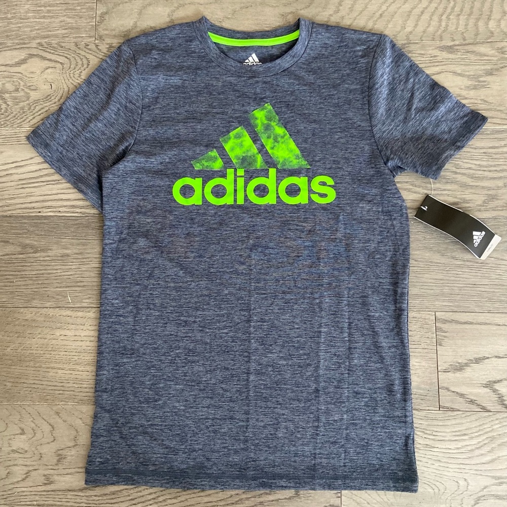 🤾♂️Adidas Boys 2 piece Shirt + Shorts NWT⛹🏻 - Picture 2 of 13